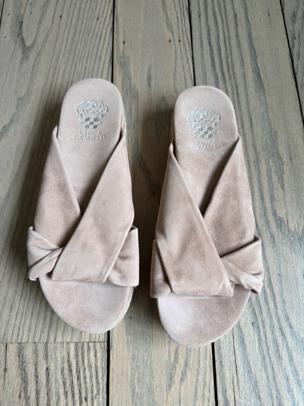 NWT Vince Camuto Blush Pink Suede Knotted Slide Mules